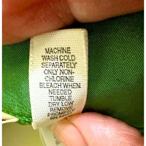 Victoria Secret Vintage Woman’s Pajamas Set With Shorts. - Picture 5 of 11